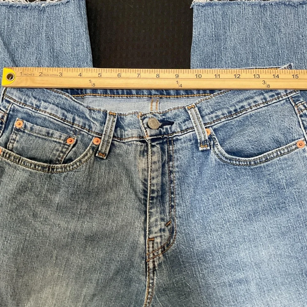 Levi's‎ 541 Jeans Mens 30x25(true) Light Wash Blue Taper Waterless Distressed